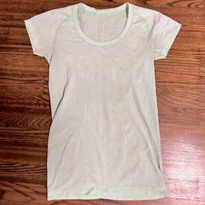 Lululemon Swiftly Tech T-shirt